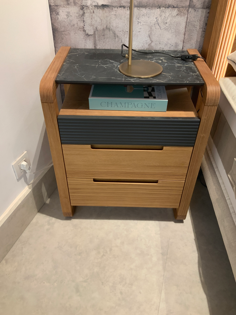 MESITA BERNA DE 55 CM