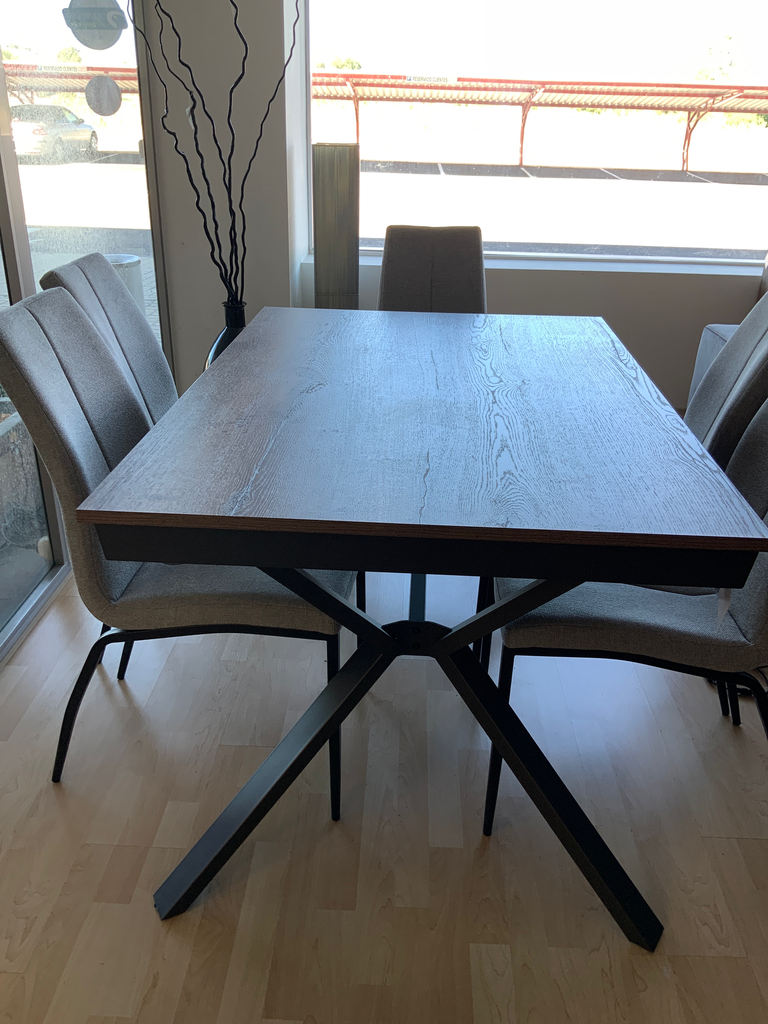 MESA COMEDOR ADN 