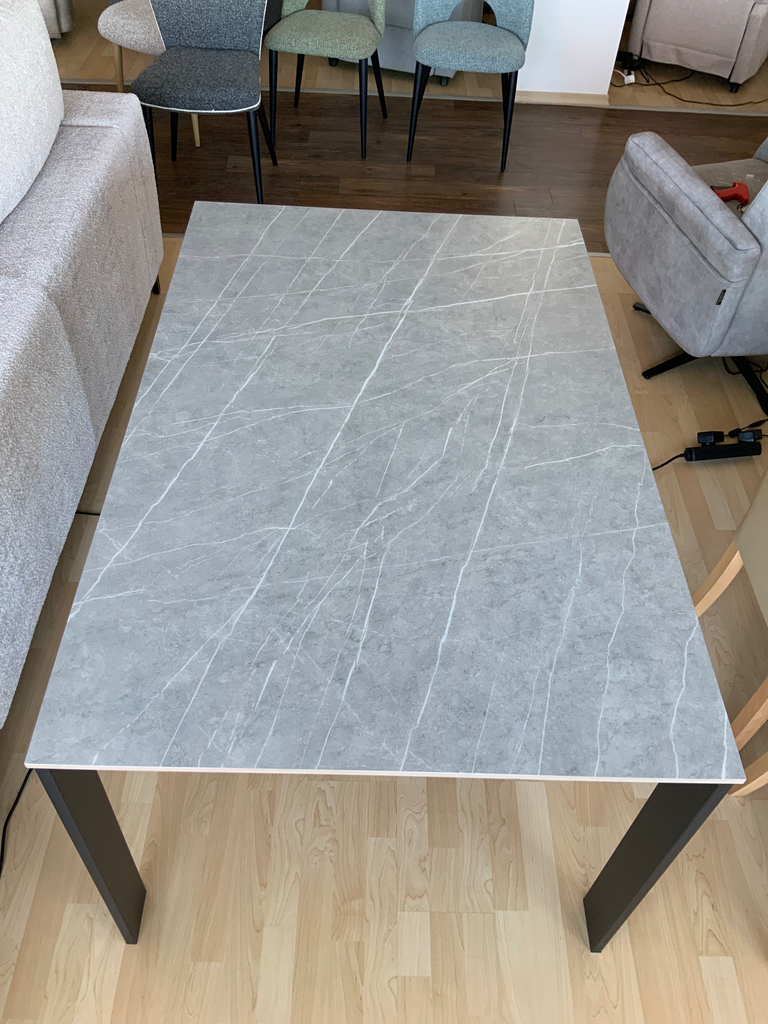 MESA COMEDOR ENZO