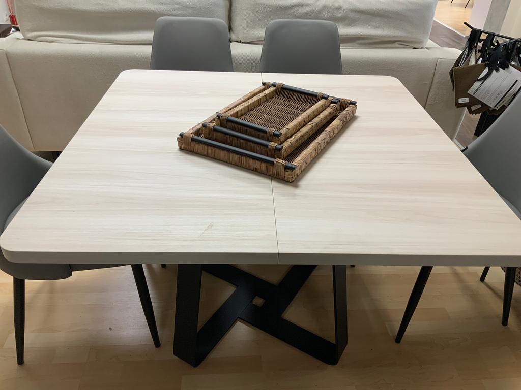 MESA COMEDOR CODE