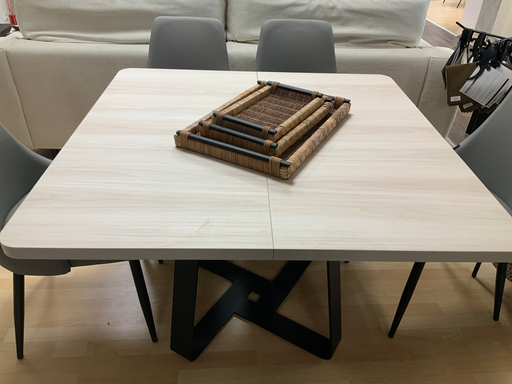 MESA COMEDOR CODE
